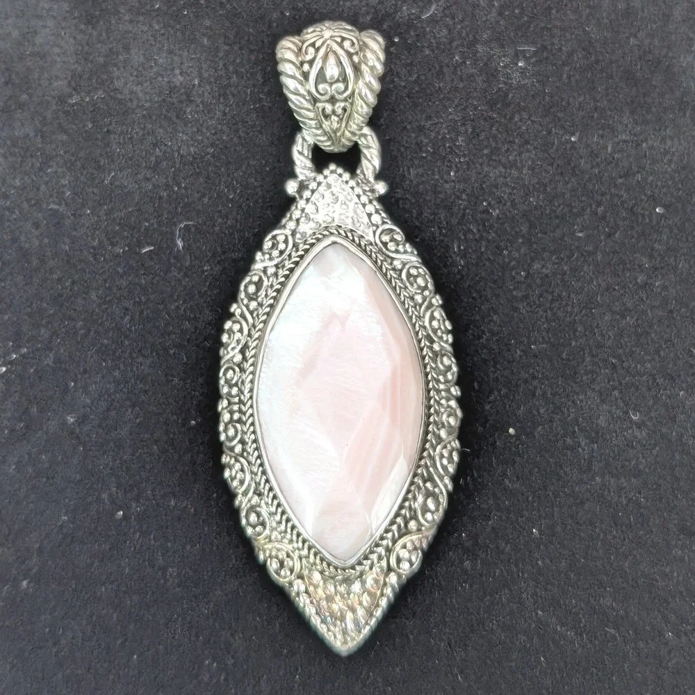 Sarda Sterling Silver 925 Pink Mother of Pearl Marquise Filigree Pendant